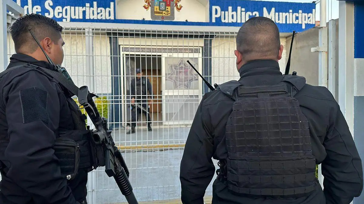 Policía de Teocaltiche (2)